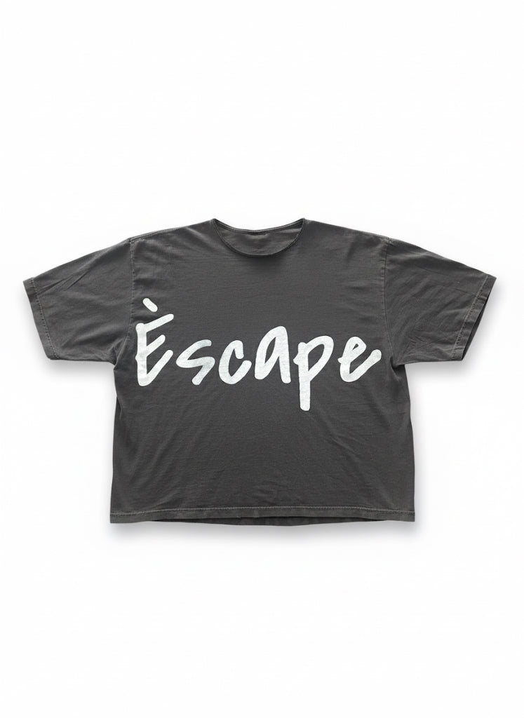 Èscape Distressed Heavyweight Tee