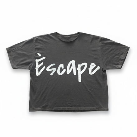 Èscape Distressed Heavyweight Tee